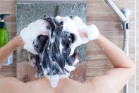 Beneficios de Neem champú para la caspa