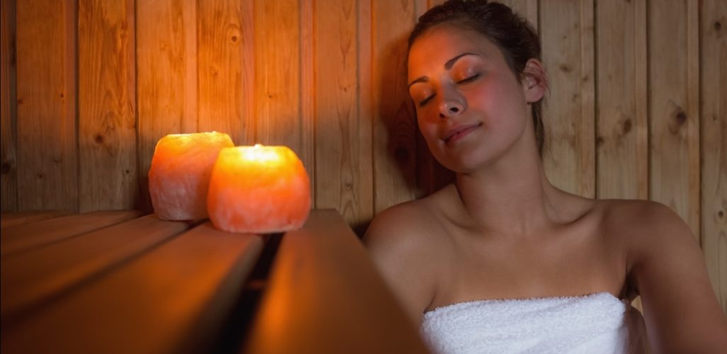 aquí hay un debate sobre si un baño de vapor ofrece más beneficios que una sauna