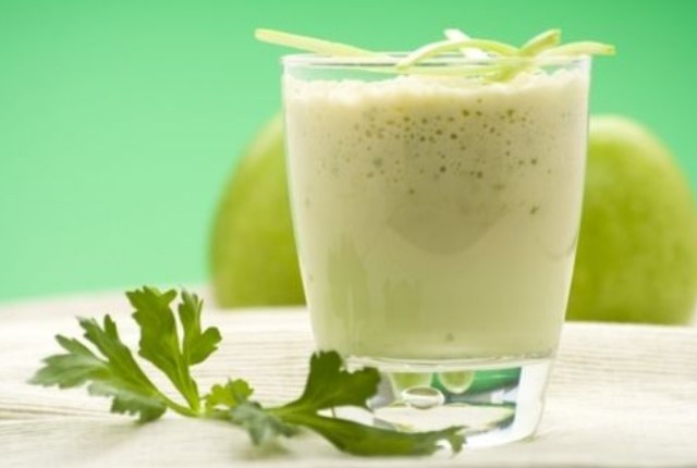 Apio y manzana Shake